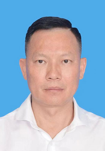 陈柏容.jpg